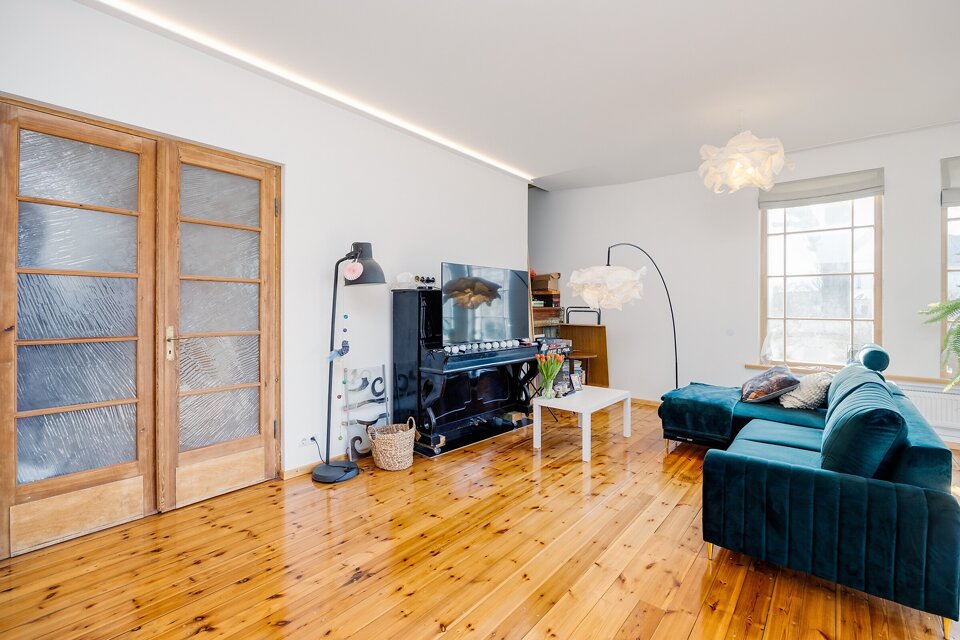 Mežotnes iela 38, Rīga