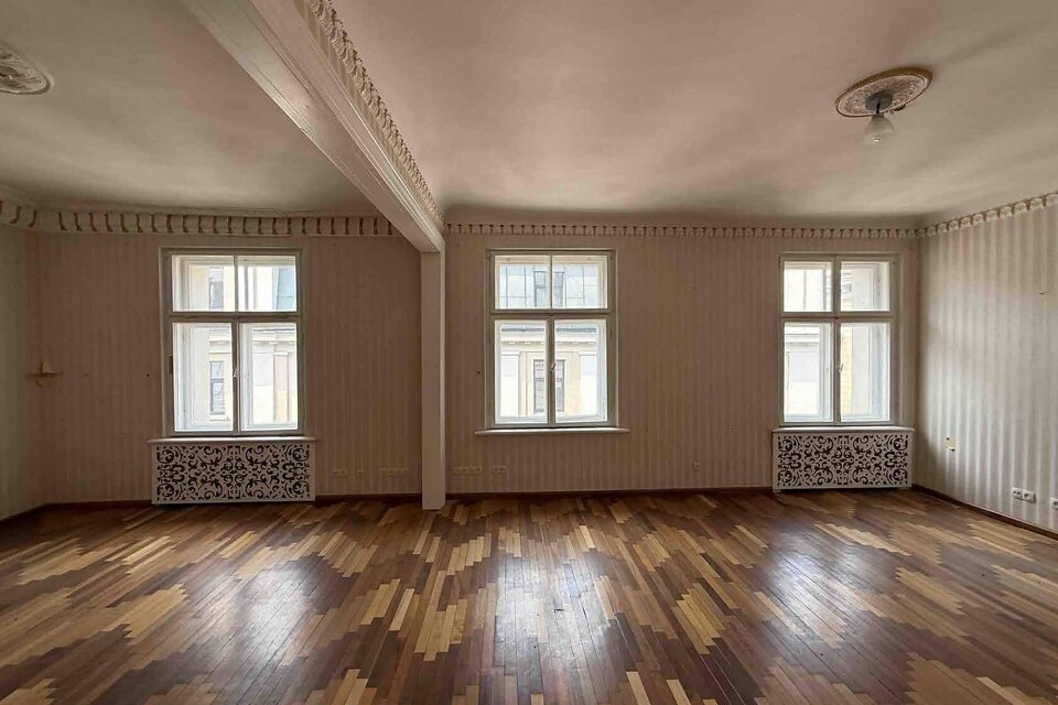 Teātra iela 9, Rīga