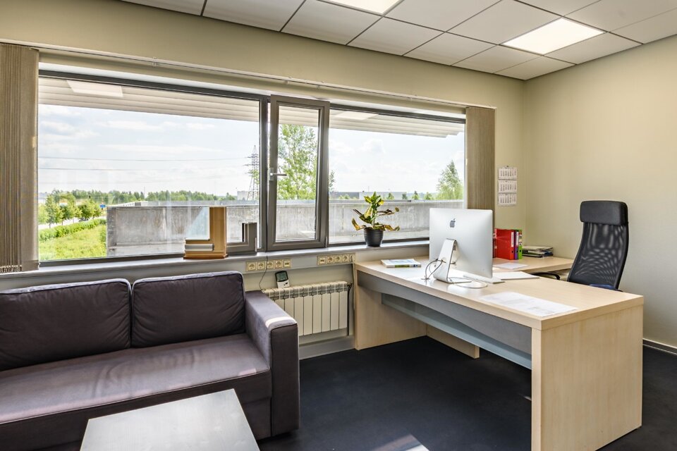 Dzelzavas iela 120C, Rīga