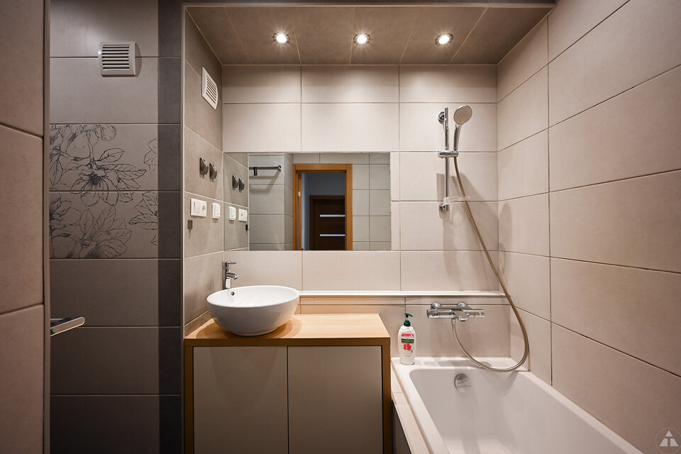 Jāņa Endzelīna iela 5, Rīga