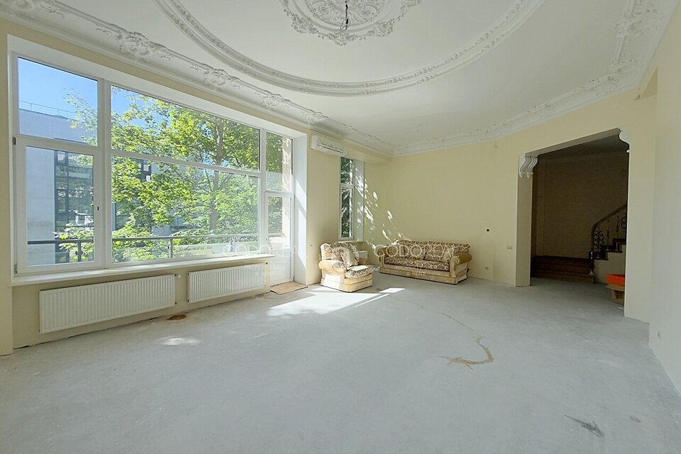 Aspazijas iela 2, Jūrmala