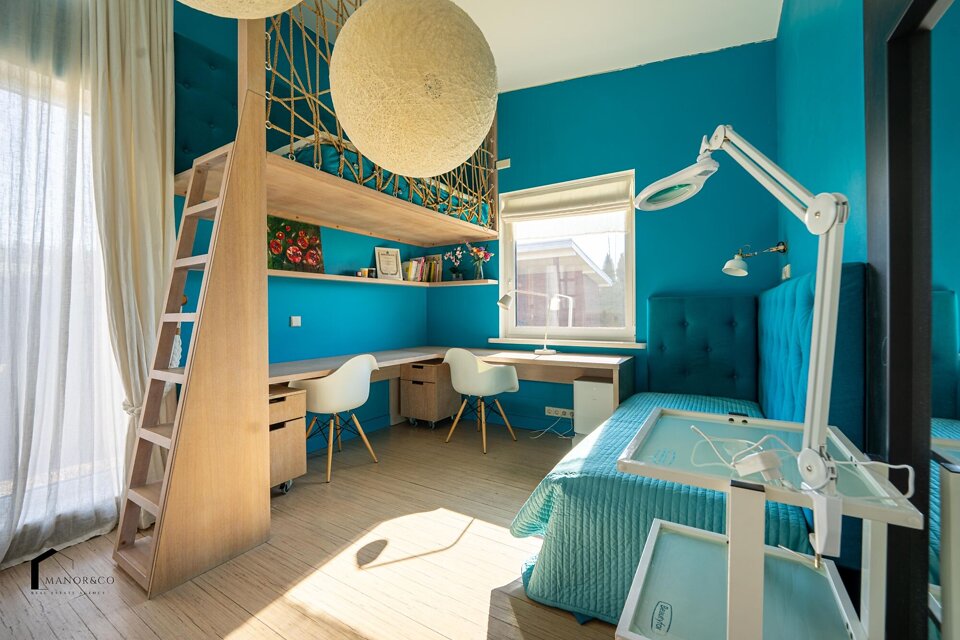 Aroniju iela 11, Ropažu nov.