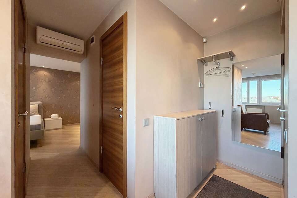 Zirņu iela 5, Rīga