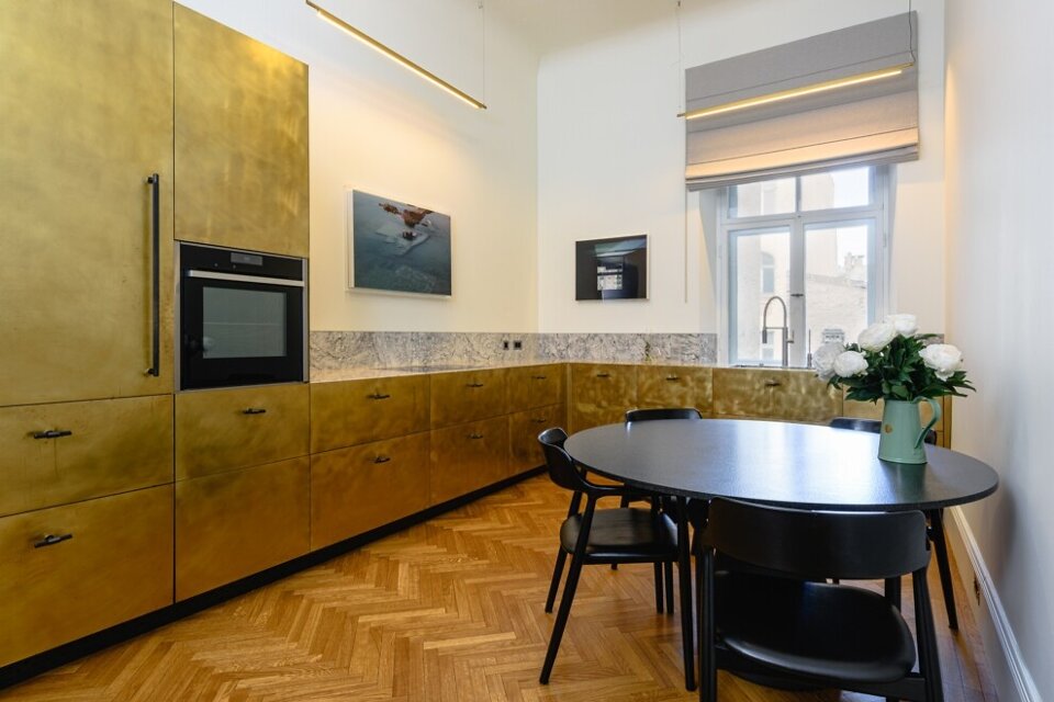 Baznīcas iela 7, Rīga