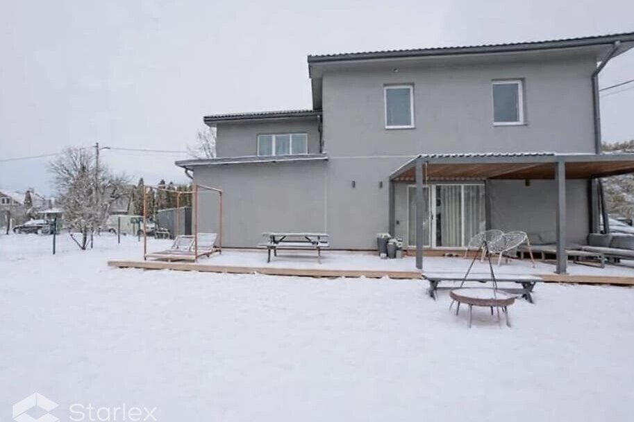 Mazā Sporta iela 11, Carnikava, Ādažu nov.