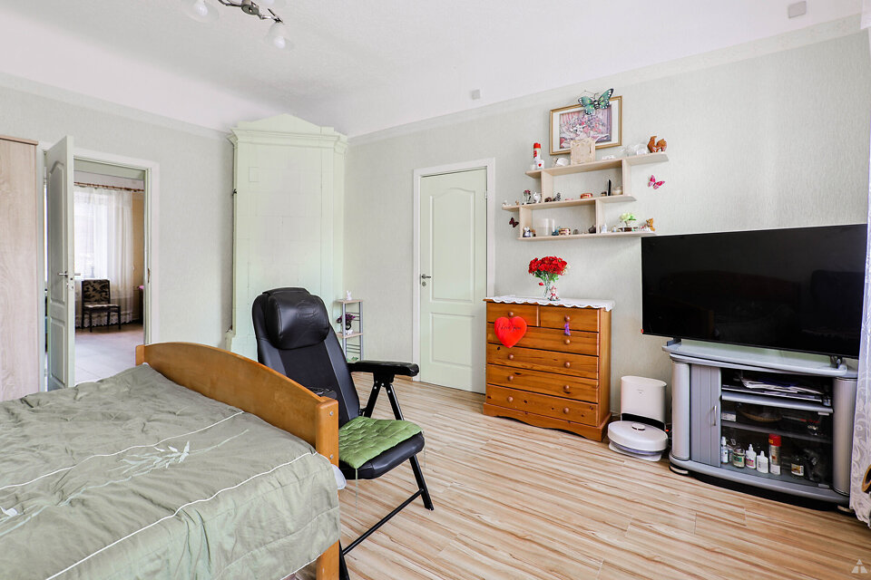 Vārnu iela 11a, Rīga