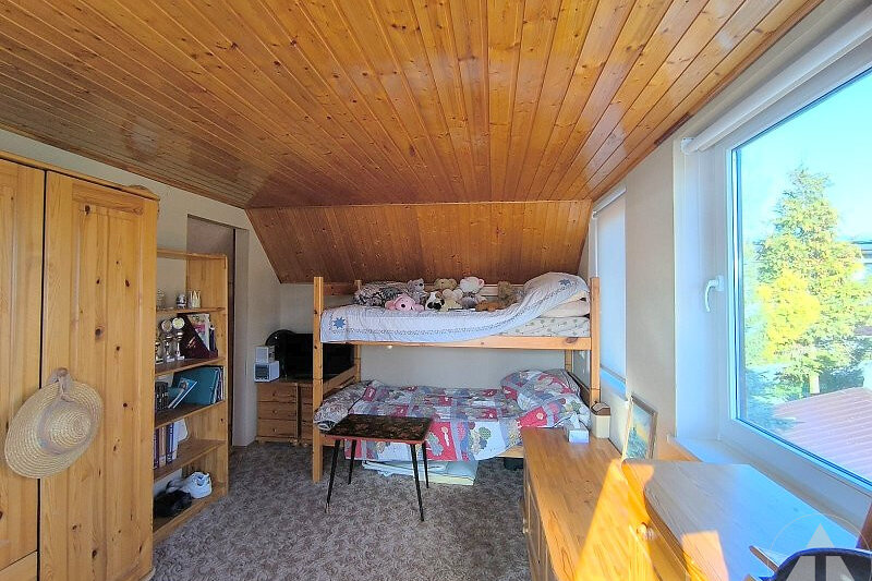 Daugavmalas iela 75, Rīga