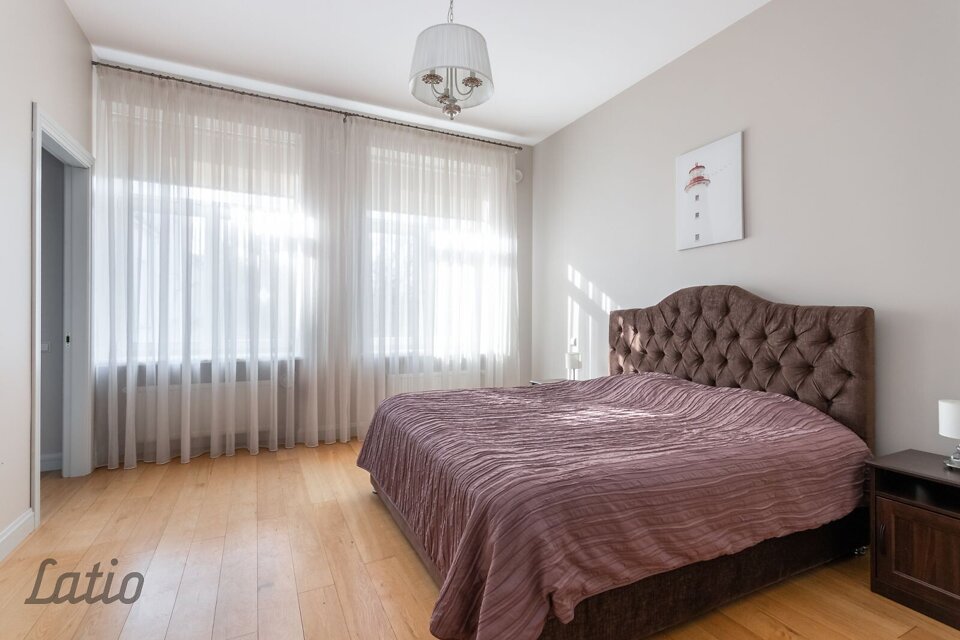 Dubultu prospekts 19, Jūrmala