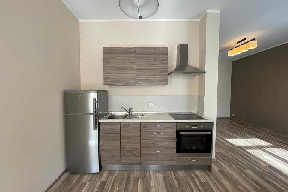 Brīvības iela 102, Rīga