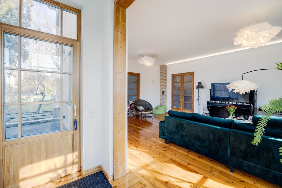 Mežotnes iela 38, Rīga