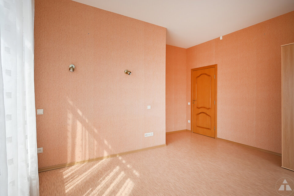 Kalnu iela 25b, Jūrmala