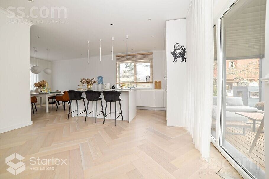 Mazā Sporta iela 11, Carnikava, Ādažu nov.