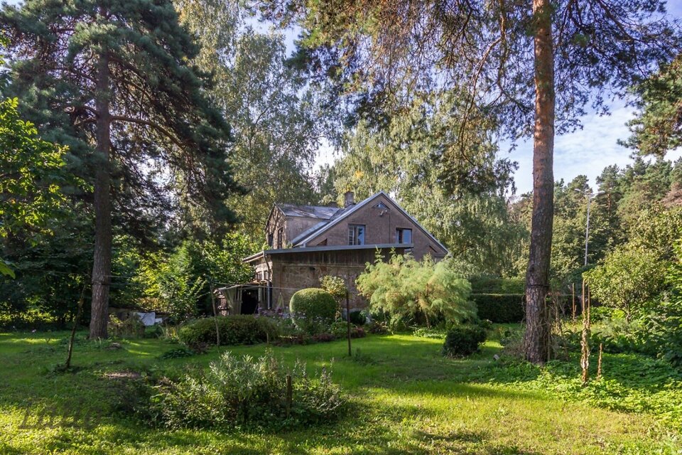 Anniņmuižas bulvāris 16, Rīga