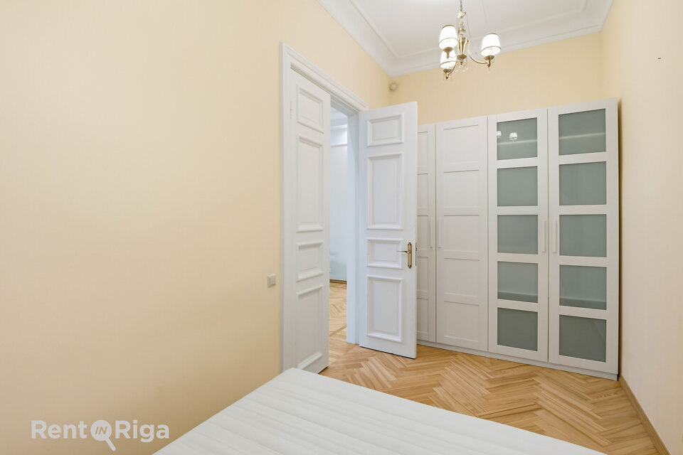 Alberta iela 2a, Rīga