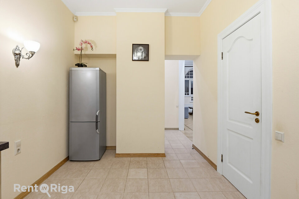 Alberta iela 2a, Rīga