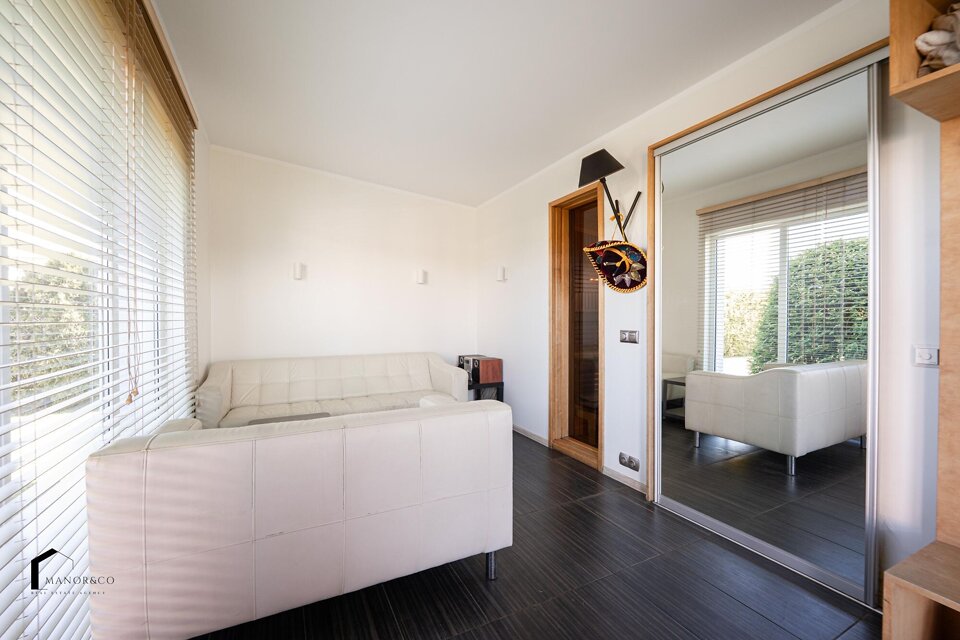 Aroniju iela 11, Ropažu nov.