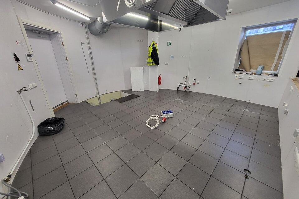 Tērbatas iela 2B, Rīga