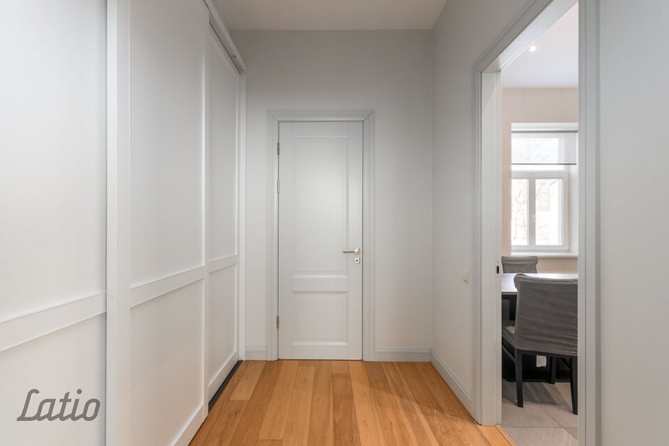 Dubultu prospekts 19, Jūrmala