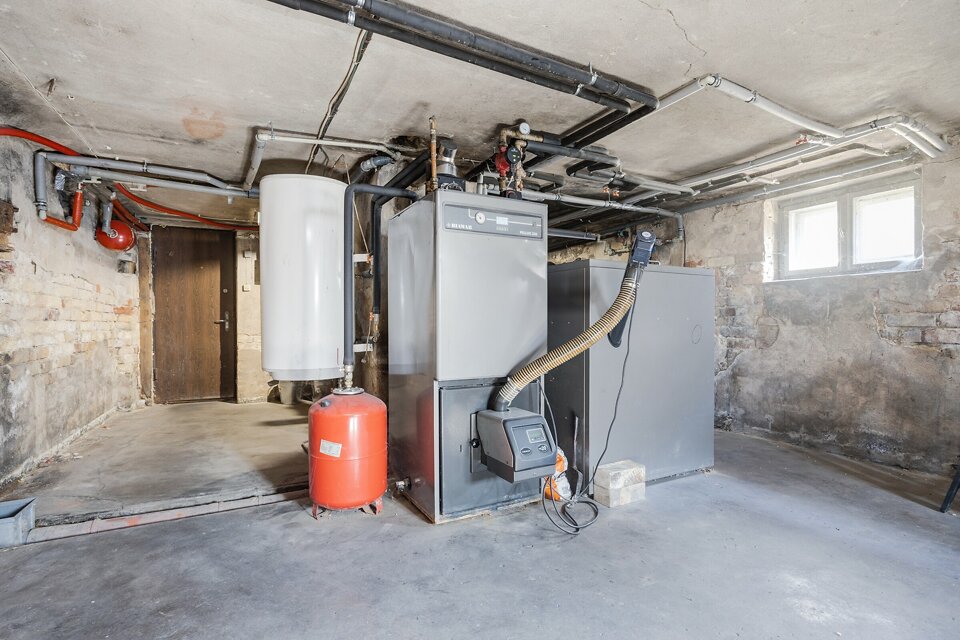 Mežotnes iela 38, Rīga