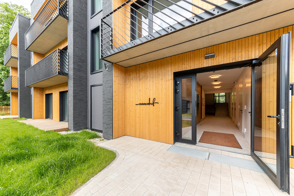 Jūrmalas gatve 74, Rīga