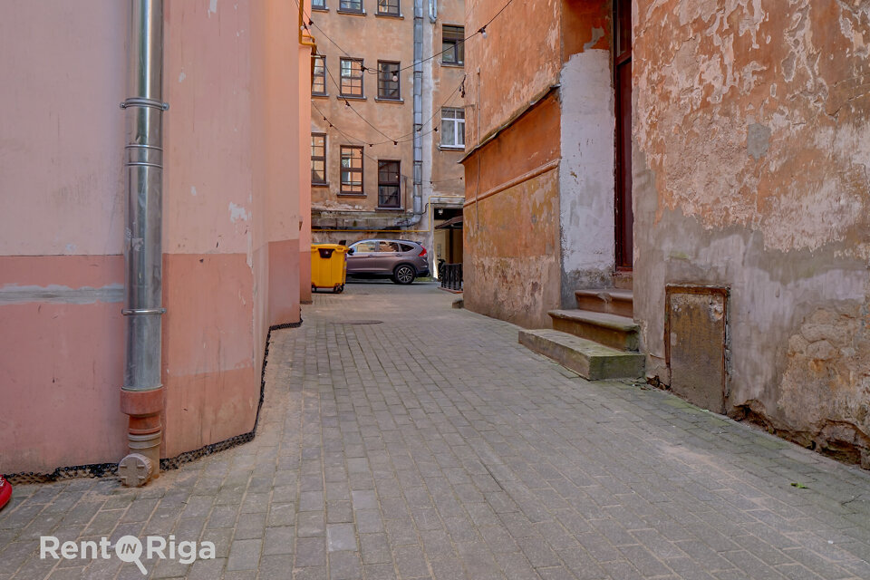 Lāčplēša iela 45, Rīga