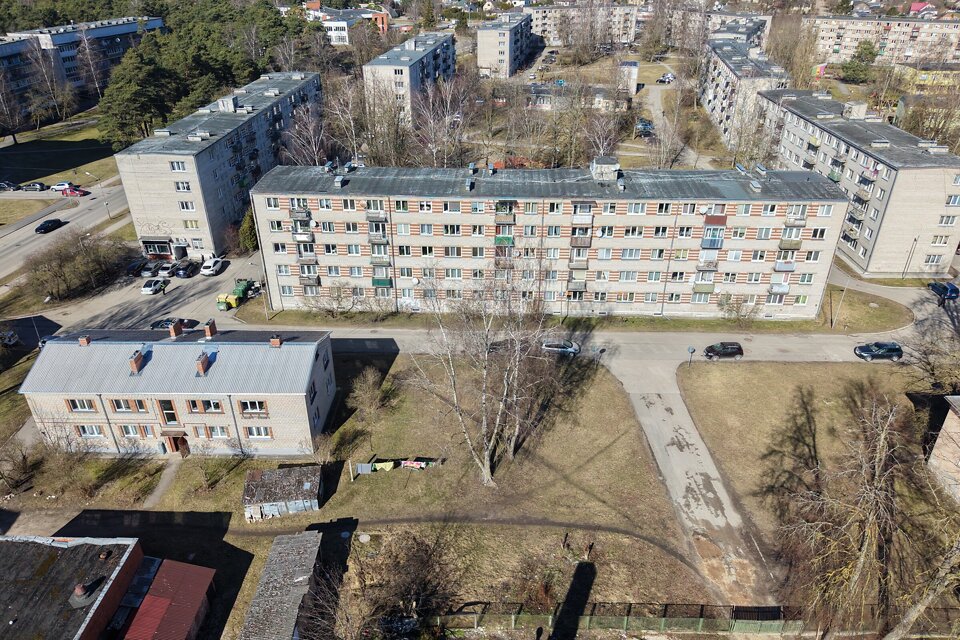 Oškalna iela 9, Jūrmala