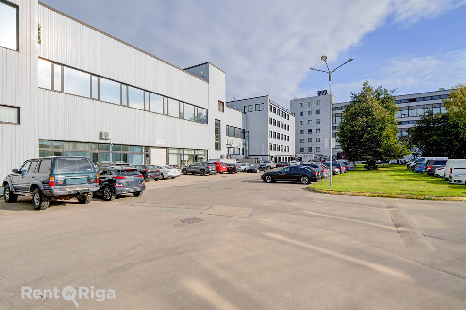 Latgales iela 240, Rīga