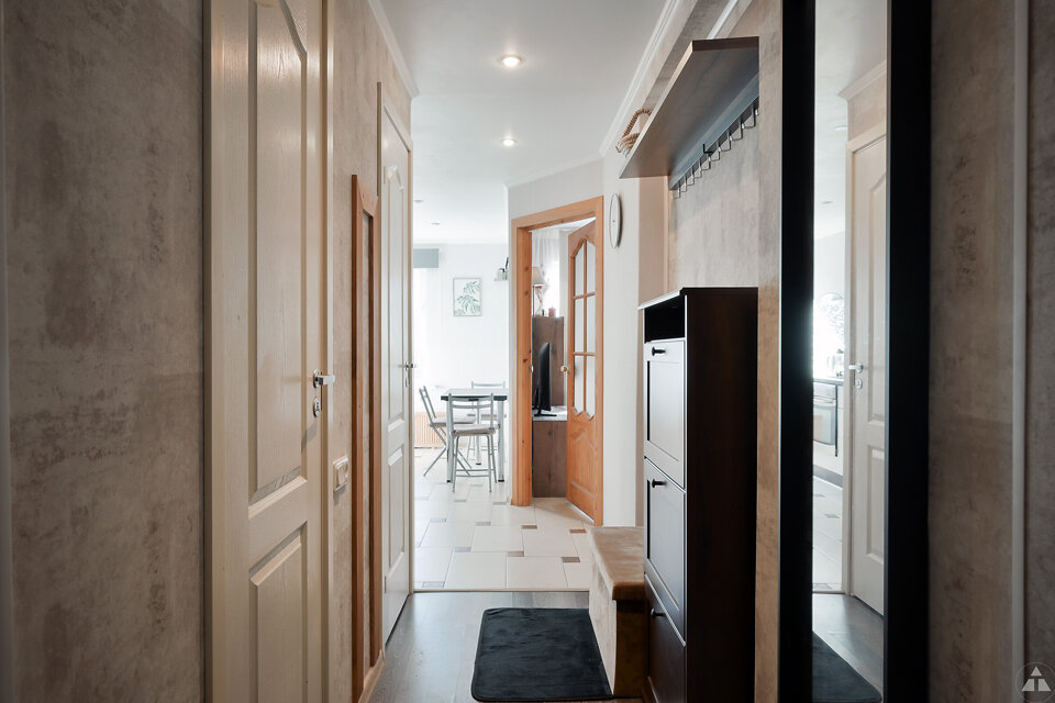 Jāņa Pliekšāna iela 98, Jūrmala