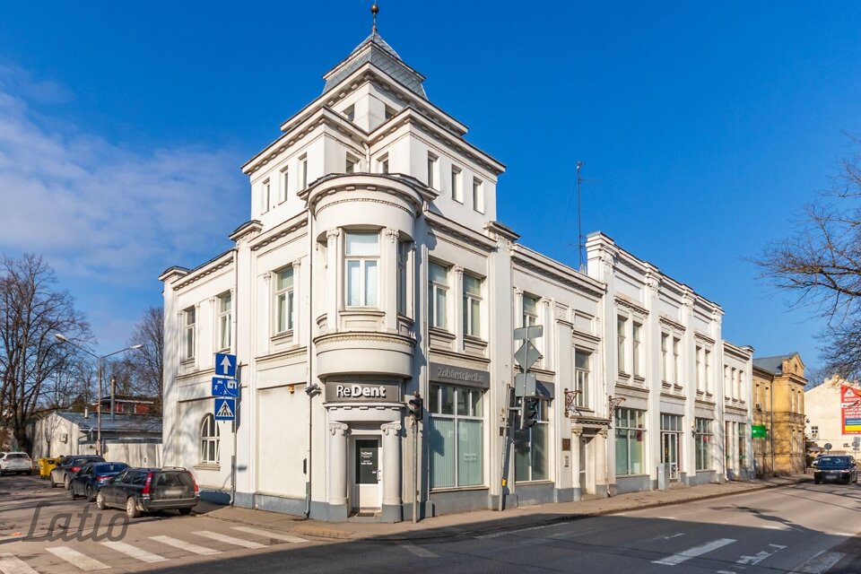 Dubultu prospekts 19, Jūrmala