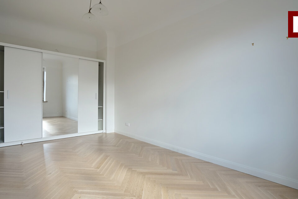 Dzirnavu iela 1, Rīga