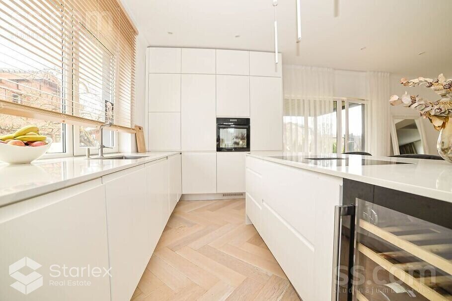 Mazā Sporta iela 11, Carnikava, Ādažu nov.