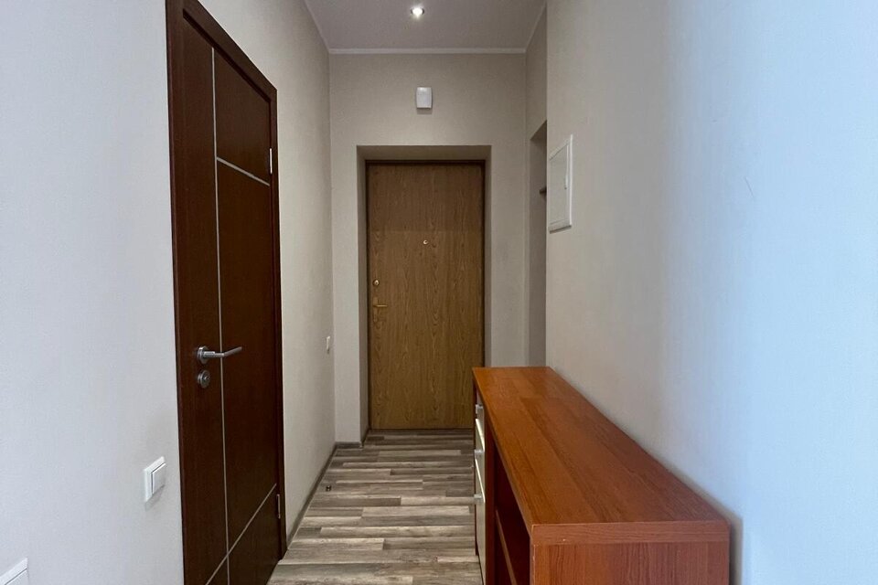 Brīvības iela 102, Rīga