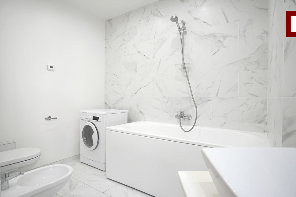 Dzirnavu iela 1, Rīga