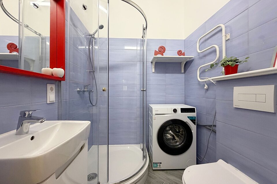 Lāčplēša iela 18, Rīga