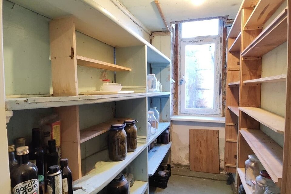 Merķeļa iela 8, Rīga