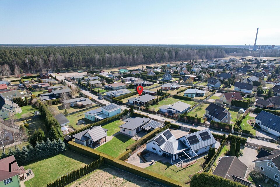 Aroniju iela 11, Ropažu nov.