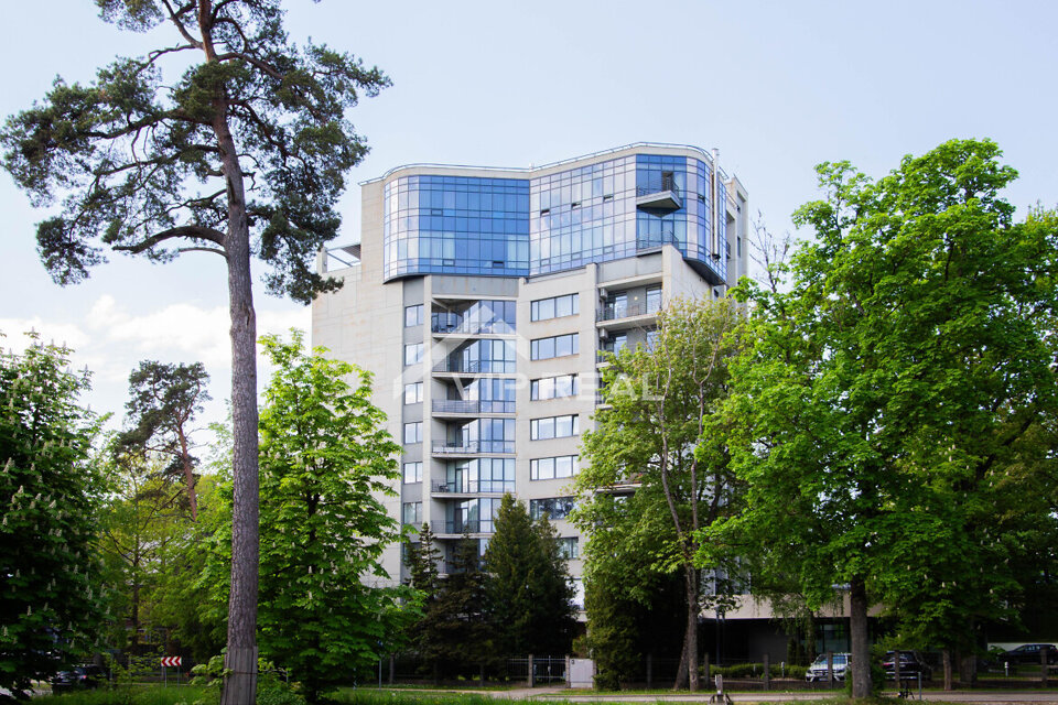 Ērgļu iela 4, Jūrmala