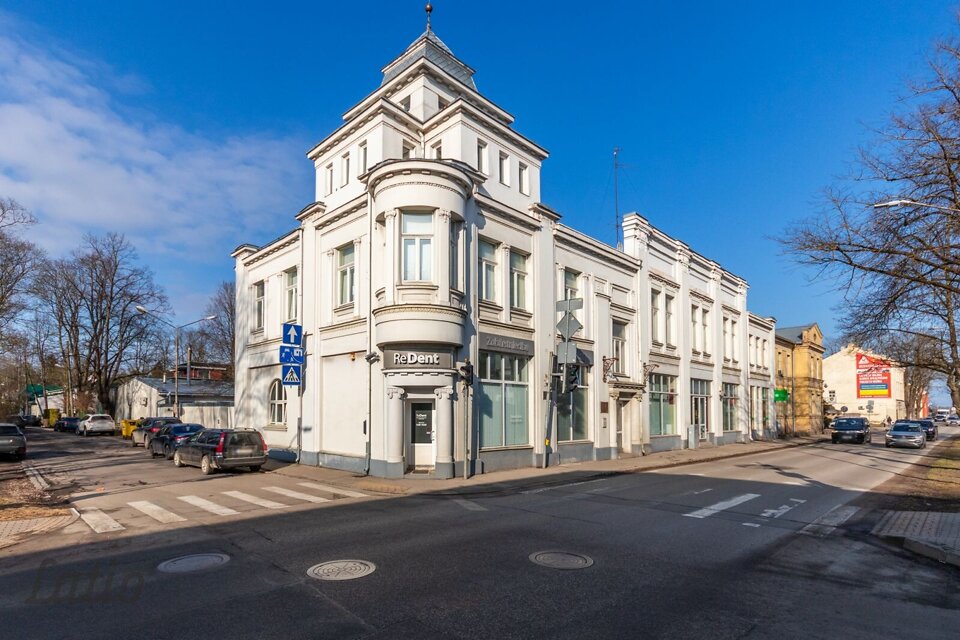 Dubultu prospekts 19, Jūrmala