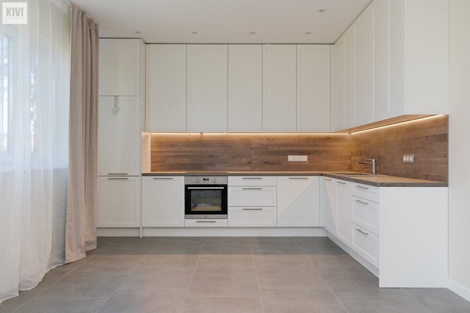 Āķu 1, Baltezers, Ropažu nov.