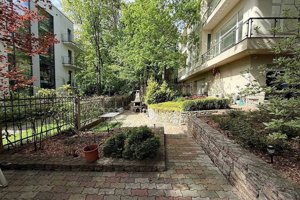 Aspazijas iela 2, Jūrmala