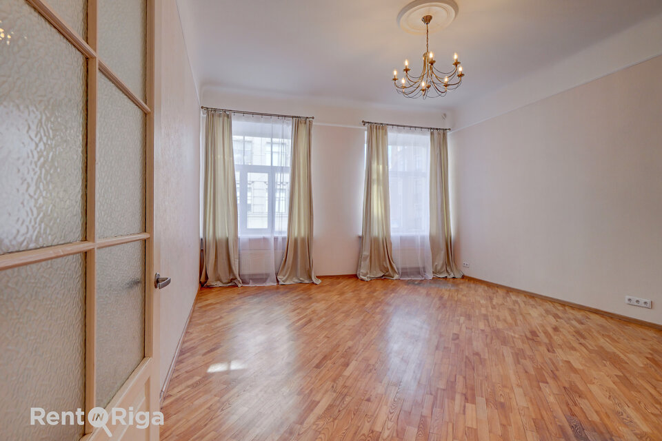 Stabu iela 30, Rīga