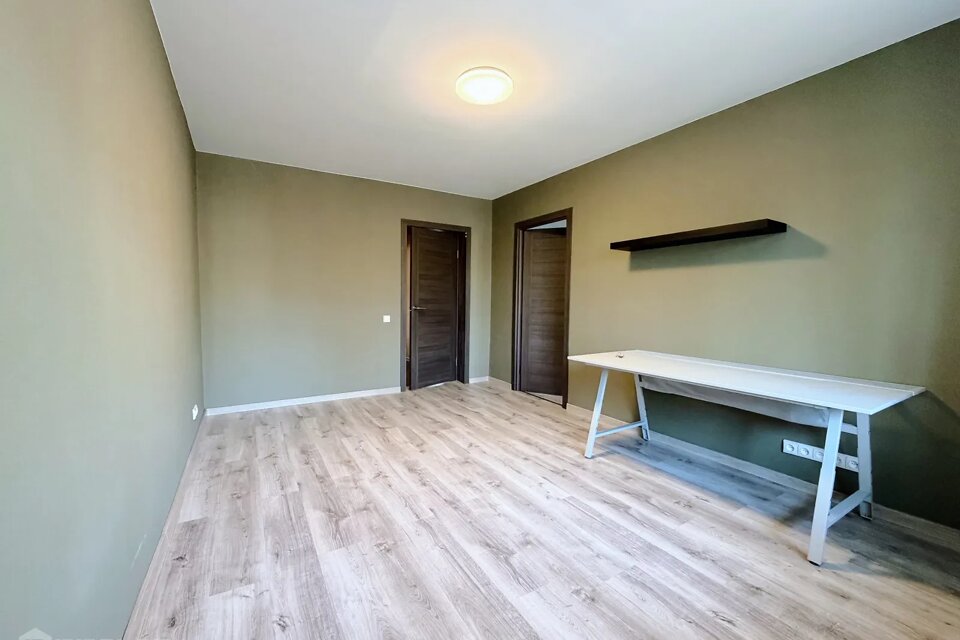 Baltezera iela 2, Rīga