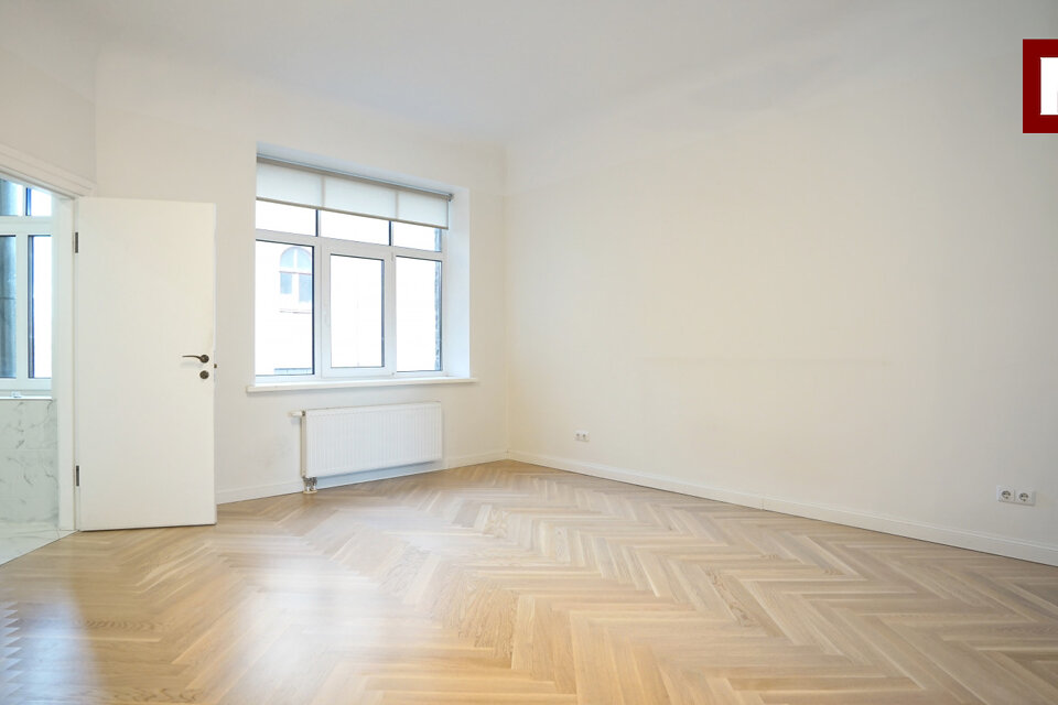 Dzirnavu iela 1, Rīga