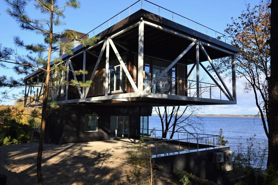 Ezermalas iela 44, Rīga