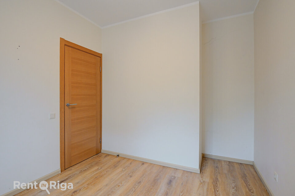 Īves iela 3, Rīga