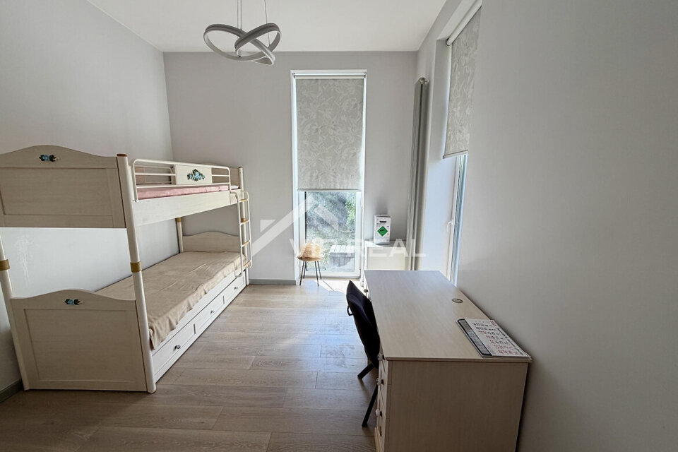 Rīgas iela 90, Jūrmala