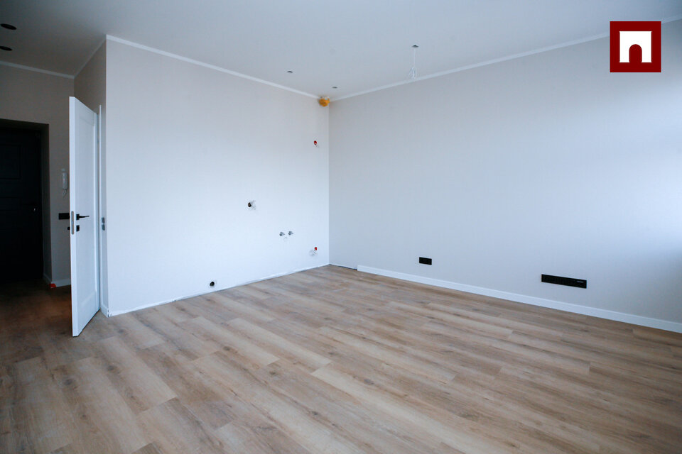 Mazā Nometņu iela 24, Rīga