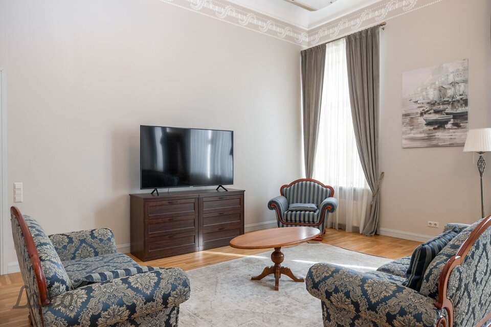 Dubultu prospekts 19, Jūrmala