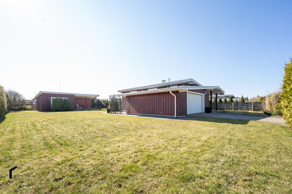 Aroniju iela 11, Ropažu nov.