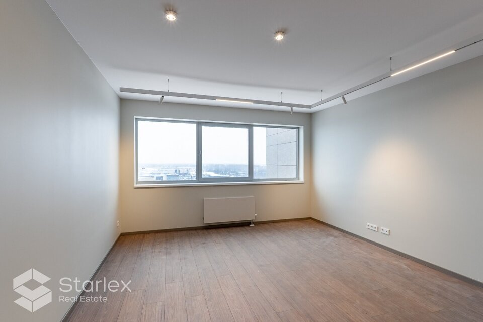 Lielirbes iela 15, Rīga